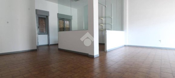 Gewerbliche Immobilie in Roncadelle, Italy 80m², Nr. 260735 21