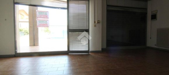 Gewerbliche Immobilie in Roncadelle, Italy 80m², Nr. 260735 28