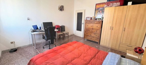 3غرفة شقة في Bologna, Italy رقم 20982 16