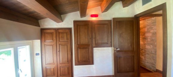 4-salle Villa à Fabriano, Italy No. 284349 22