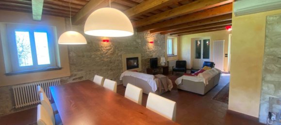 4-salle Villa à Fabriano, Italy No. 284349 11