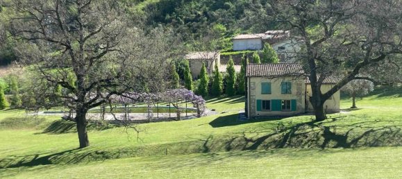 4-salle Villa à Fabriano, Italy No. 284349 2