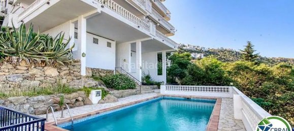 Квартира с 2 спальнями в Розы, Испания № 187103 6