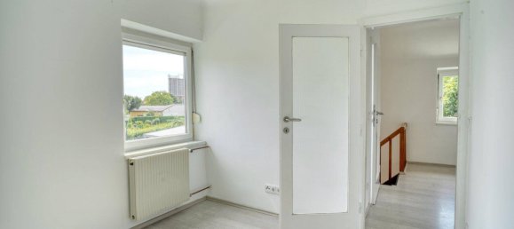 Дом с 4 комнатами в Винер Нойдорф, Австрия № 251639 31