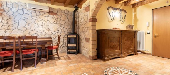 4 rooms Apartment in Val Liona, Italy No. 130499 6