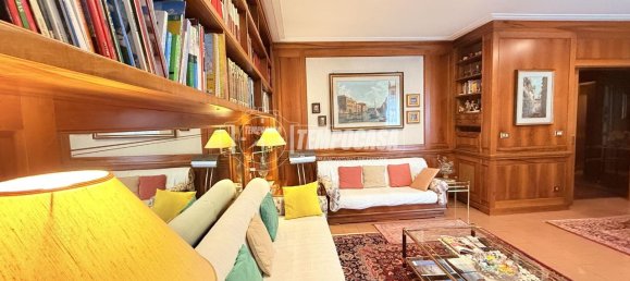 Квартира с 4 комнатами в Брешиа, Италия № 14828 11