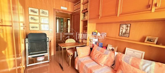 Квартира с 4 комнатами в Брешиа, Италия № 14828 43