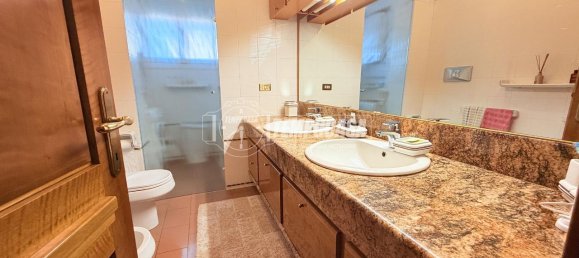 Квартира с 4 комнатами в Брешиа, Италия № 14828 25