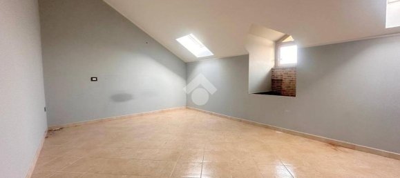 Studio in San Maurizio Canavese, Italy No. 236709 8