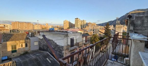 2 rooms Apartment in Palermo, Italy No. 105397 9