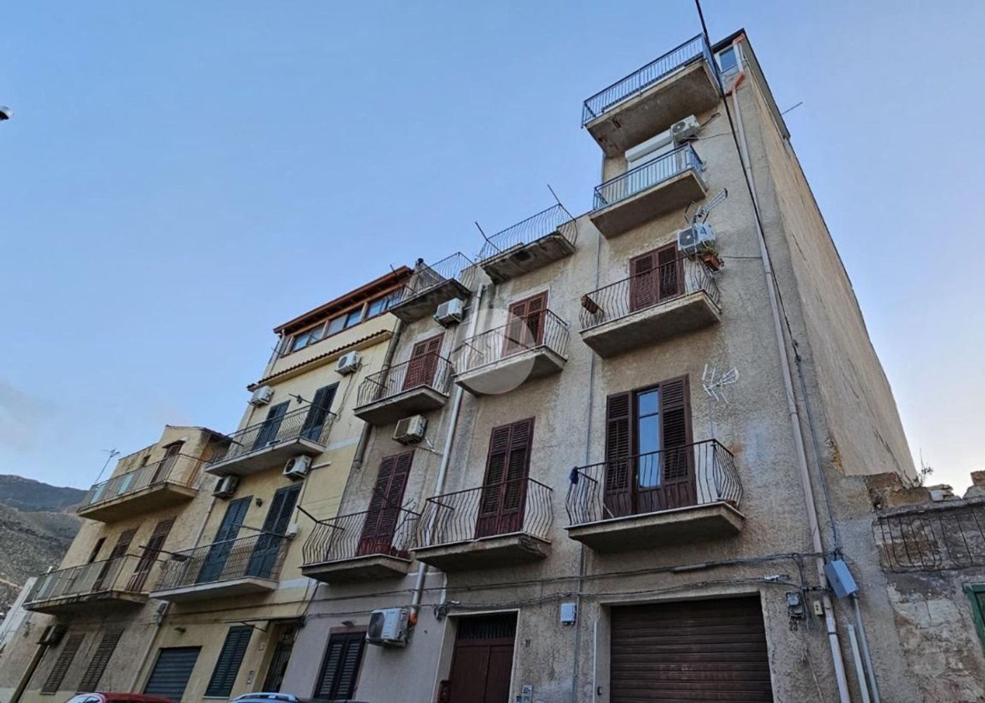 2 rooms Apartment in Palermo, Italy No. 105397