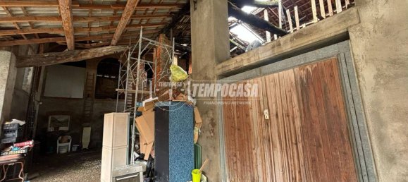 4 bedrooms House in Nova Milanese, Italy No. 107252 8