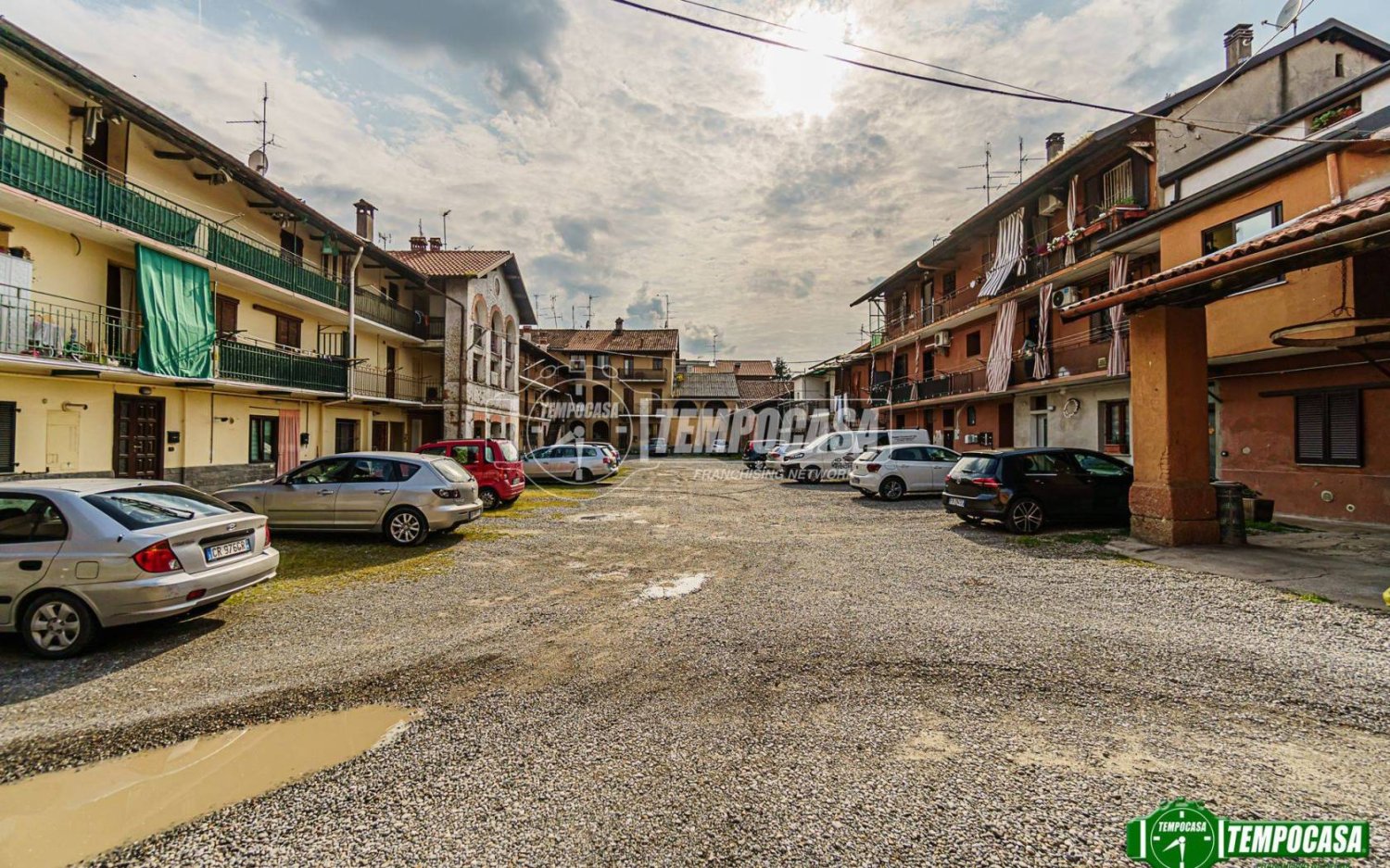 4 bedrooms House in Nova Milanese, Italy No. 107252