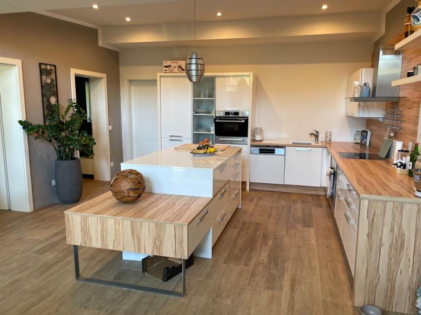 5 rooms Bungalow in Villach, Austria No. 229798