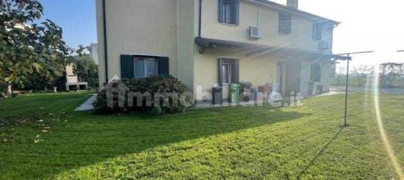 5 bedrooms Villa in Occhiobello, Italy No. 90479 7