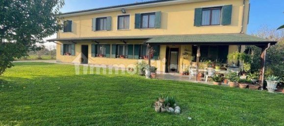 5 bedrooms Villa in Occhiobello, Italy No. 90479 3