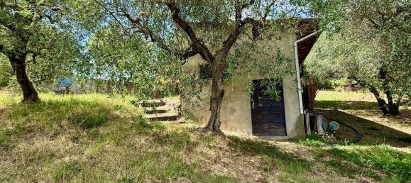 Villa T3 em Lucca, Italy N.º 390826 3