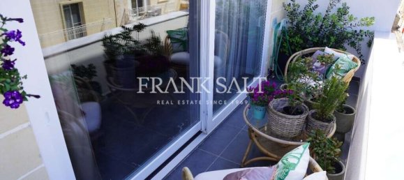 Apartamento de 2 dormitorios en Sliema, Malta No. 2961 11