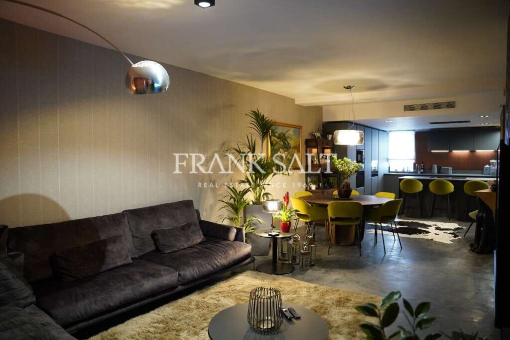 Apartamento de 2 dormitorios en Sliema, Malta No. 2961