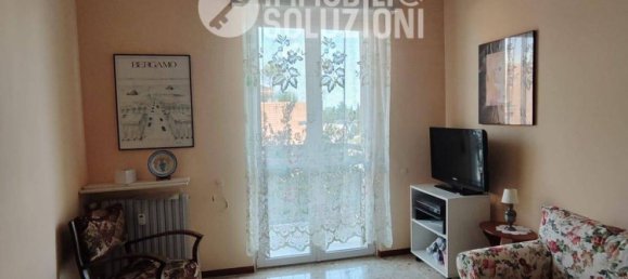 3-salle Appartement à Bergamo, Italy No. 237557 4