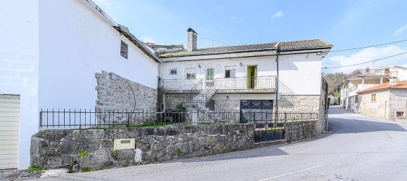 3 bedrooms House in Travassos, Portugal No. 42626 4