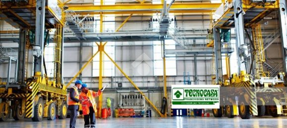 4-Zimmer Lagerhaus in Parabiago, Italy, Nr. 341540 10