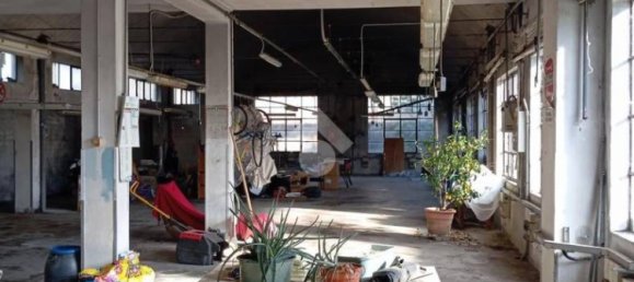 4-Zimmer Lagerhaus in Parabiago, Italy, Nr. 341540 2