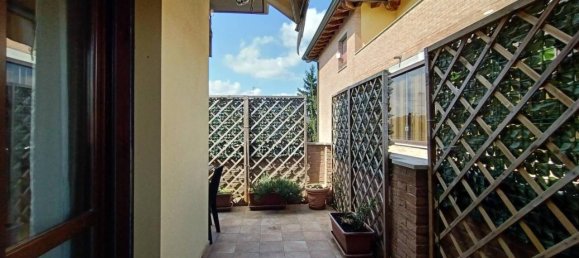 3-Zimmer Wohnung in San Prospero, Italy, Nr. 36106 8