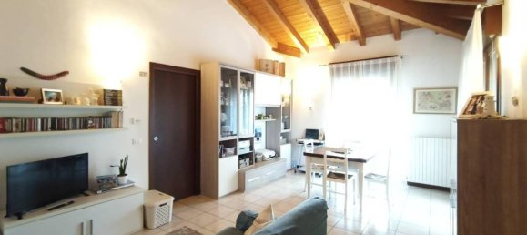 3-Zimmer Wohnung in San Prospero, Italy, Nr. 36106 9