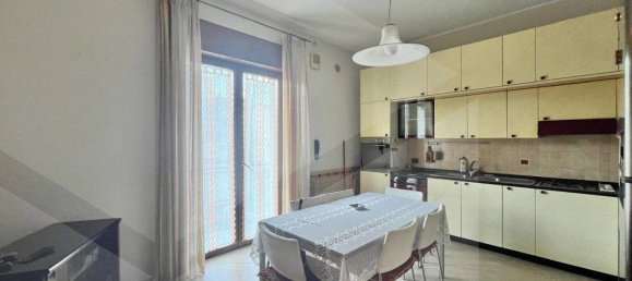 6 rooms Apartment in Torremaggiore, Italy No. 28091 4