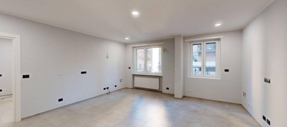 3 rooms Apartment in Turin, Italy No. 236002 6