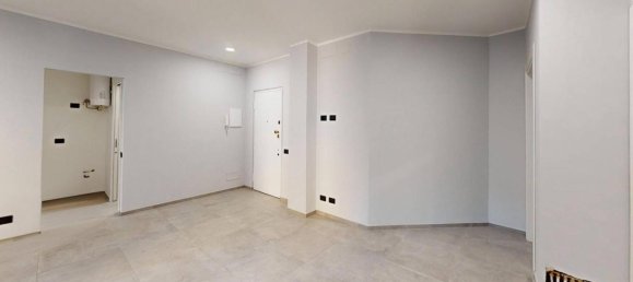 3 rooms Apartment in Turin, Italy No. 236002 17