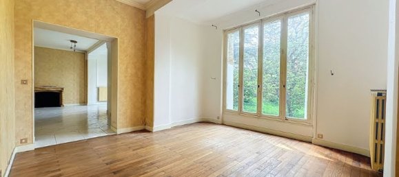 Apartamento de 3 dormitorios en Pithiviers, France No. 59379 3