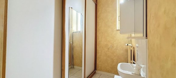 Apartamento de 3 dormitorios en Pithiviers, France No. 59379 7