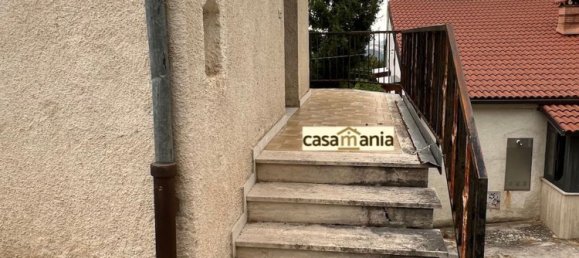 Дом с 3 комнатами в Пергола, Италия № 276641 3