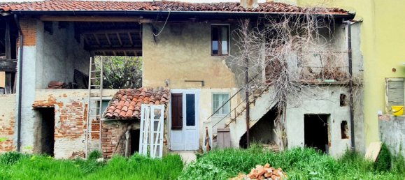 2 bedrooms House in Chignolo Po, Italy No. 176924 20