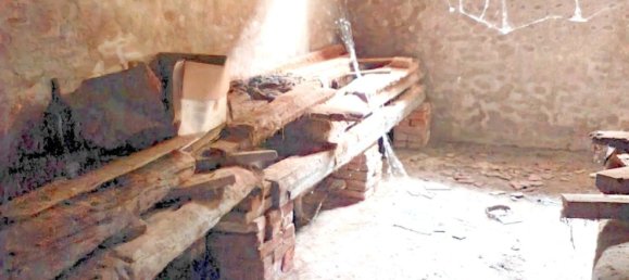 2 bedrooms House in Chignolo Po, Italy No. 176924 6