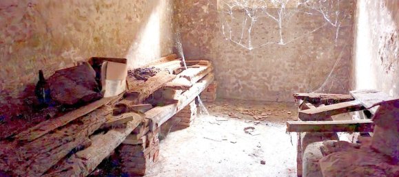 2 bedrooms House in Chignolo Po, Italy No. 176924 7