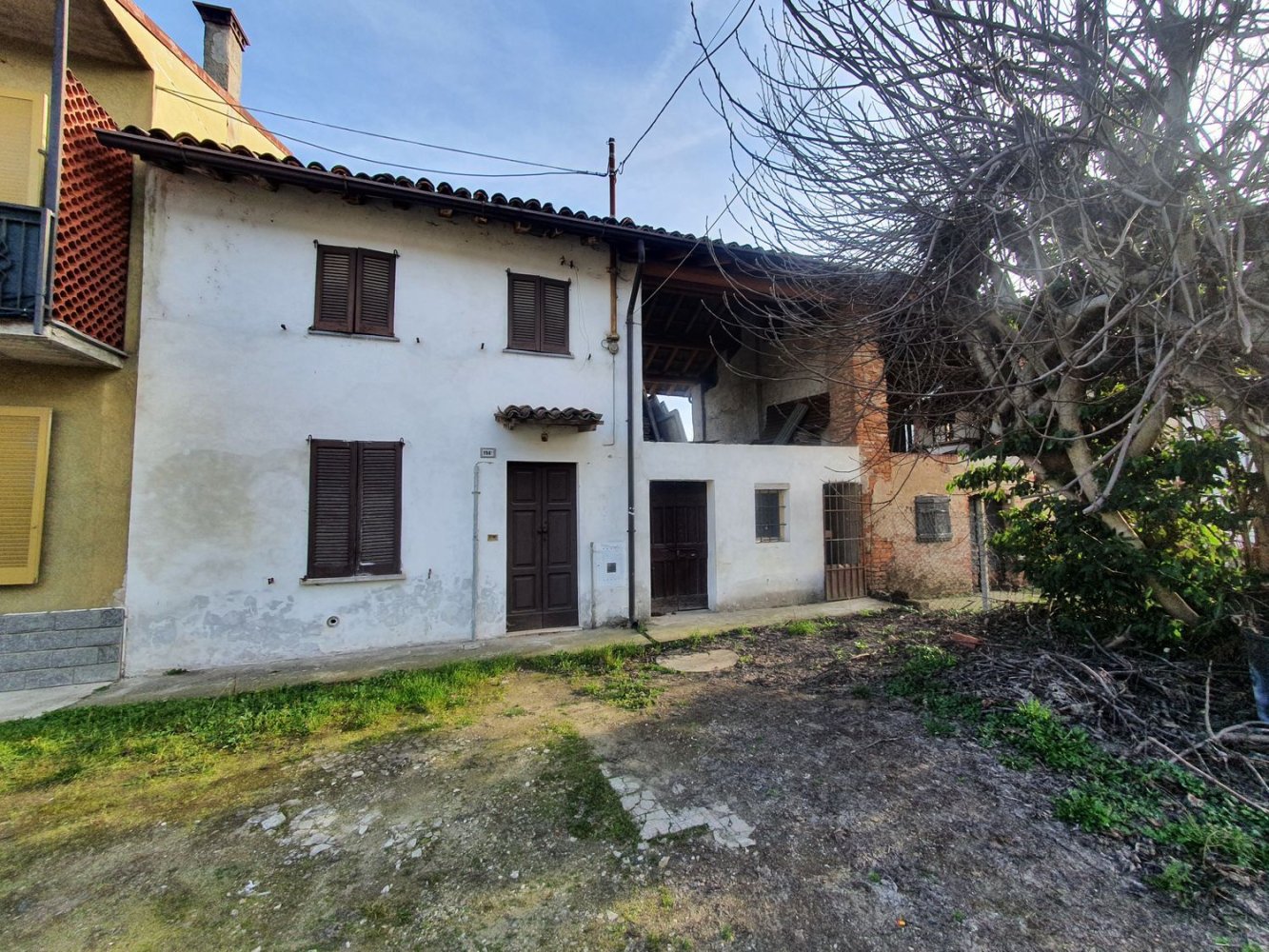 2 bedrooms House in Chignolo Po, Italy No. 176924