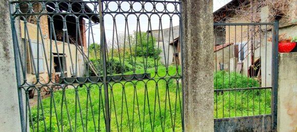 2 bedrooms House in Chignolo Po, Italy No. 176924 23