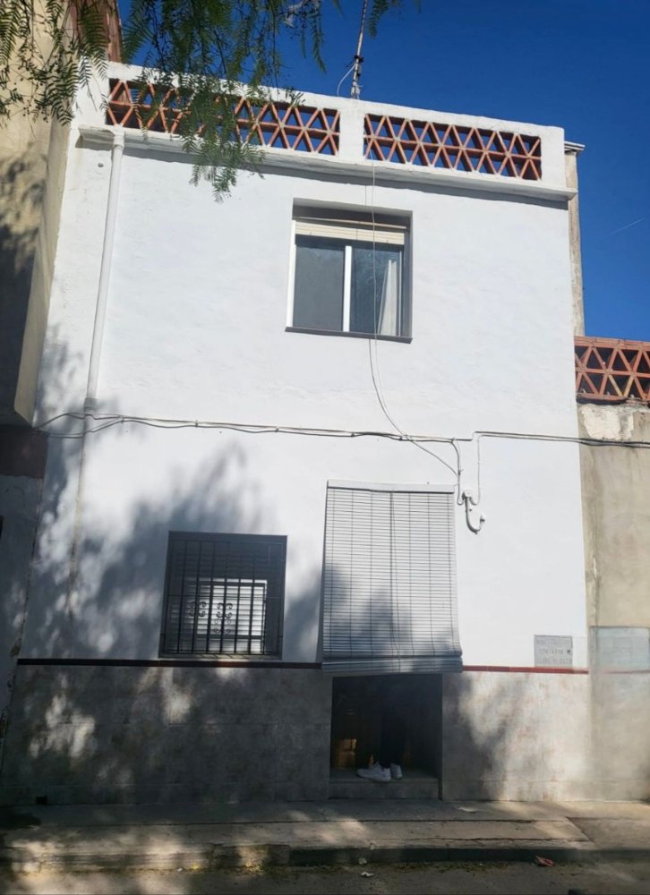 Casa de 2 dormitorios en València, Spain No. 235930