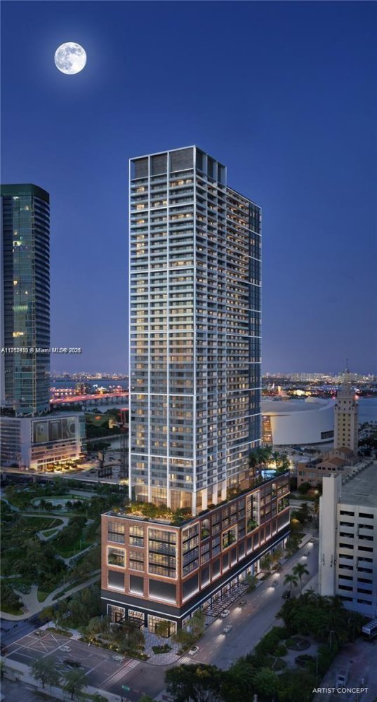 Commercial property for sale in Miami, Miami-Dade, Florida, USA № 615950