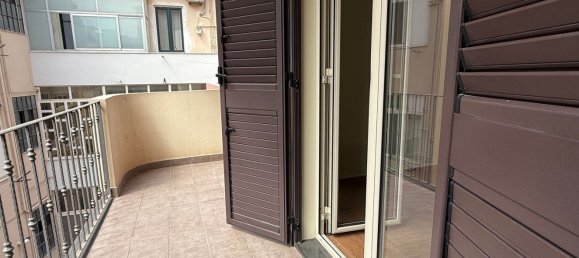 2 Schlafzimmer Wohnung in Messina, Italy, Nr. 311040 7