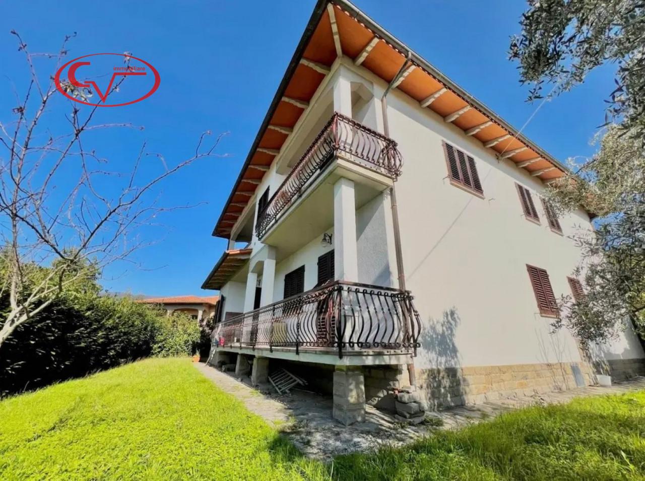 5-salle Appartement à Loro Ciuffenna, Italy No. 234213
