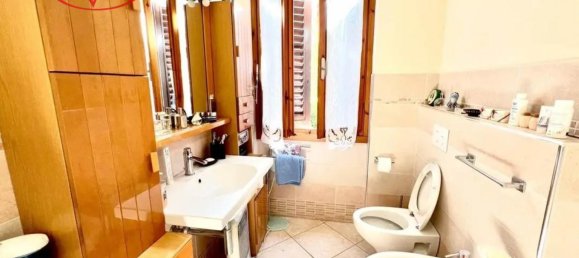 5-salle Appartement à Loro Ciuffenna, Italy No. 234213 9