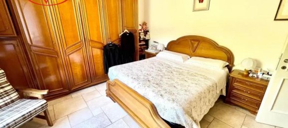 5-salle Appartement à Loro Ciuffenna, Italy No. 234213 8