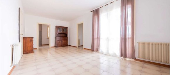 4 bedrooms Apartment in Cordignano, Italy No. 317646 8