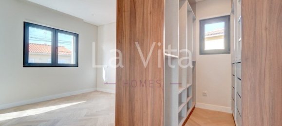 4 غرف نوم منزل في Cascais, Portugal رقم 121703 14