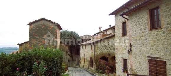 2 bedrooms House in Monte Santa Maria Tiberina, Italy No. 60393 20