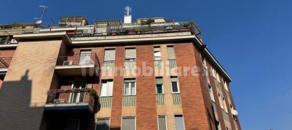 Studio à Milan, Italy No. 374358 15